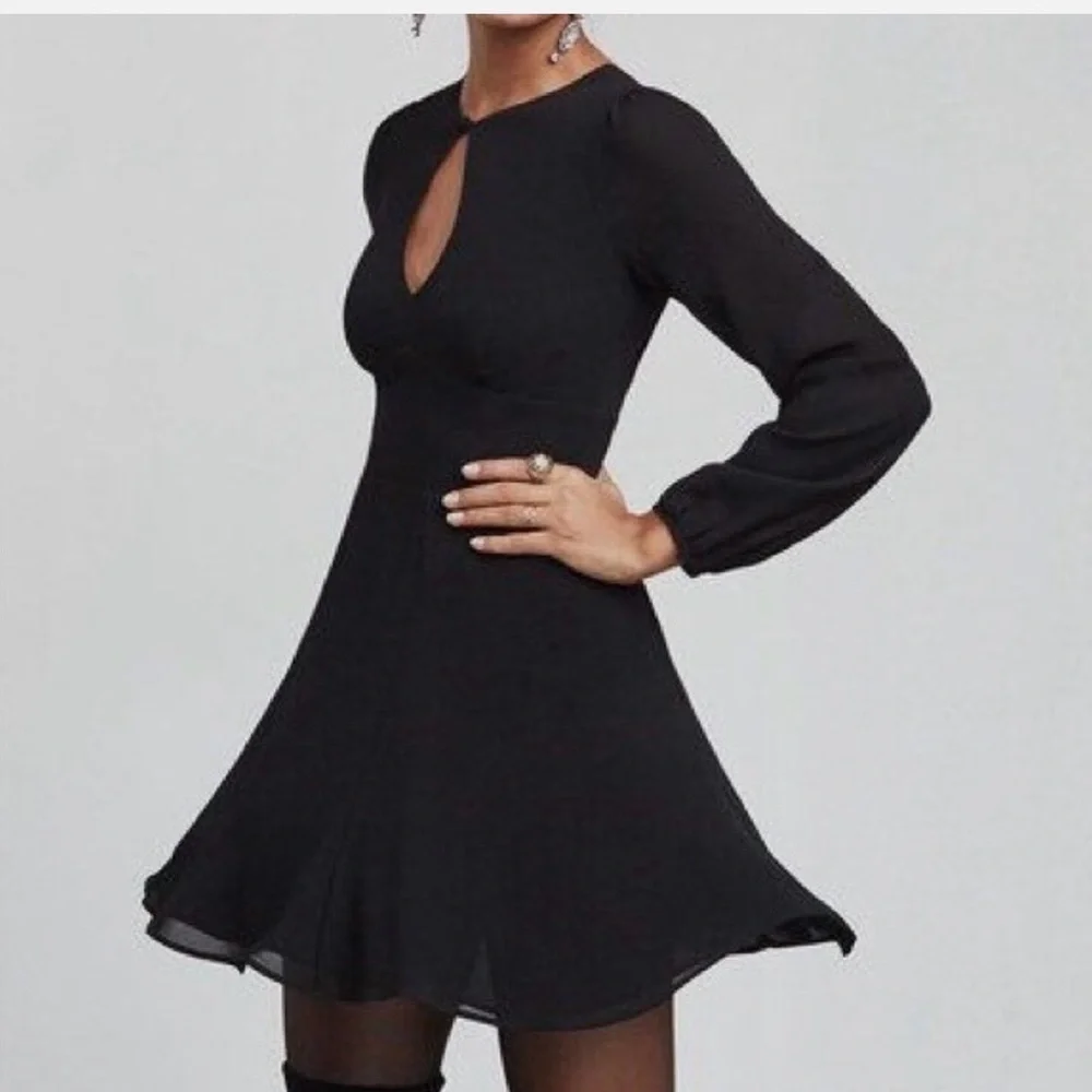 Reformation Lyons Dress. Size 0. Like New. - Picture 3 of 11